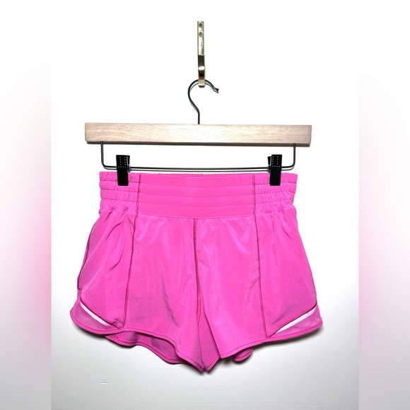 LULULEMON Hotty Hot High-Rise Lined Shorts 2.5” Sonic Pink | 4 - Picture 1 of 15